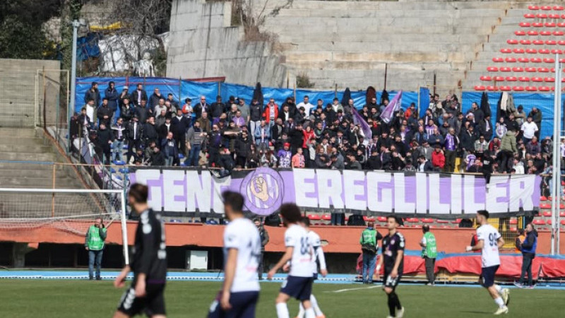 Kdz.Ereğli Belediyespor taraftarı her şartta  yanımızda.
