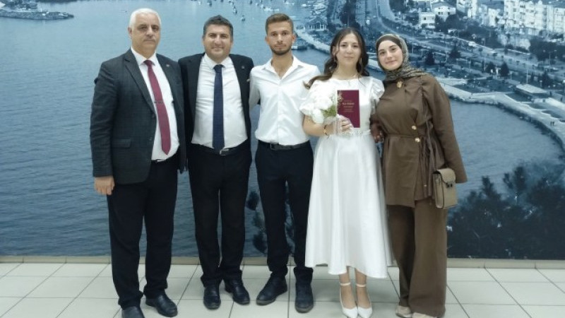 Eren Aydoğan dünyaevine girdi