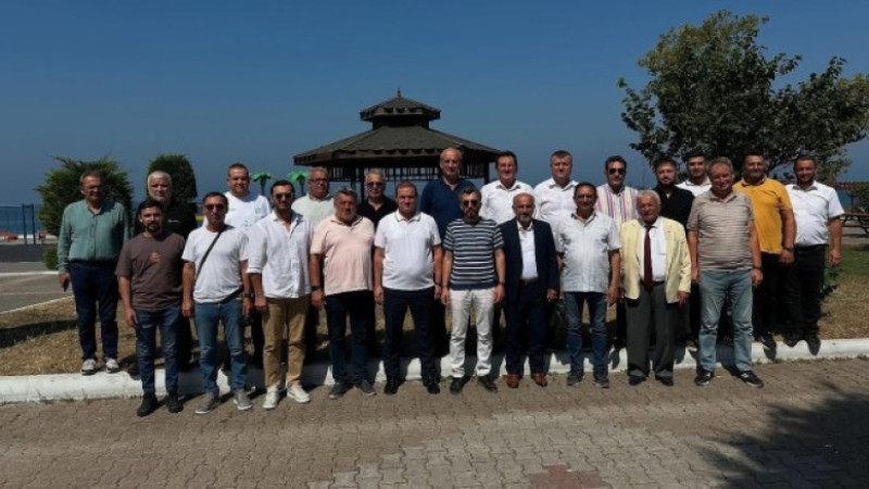 AK Parti Meclis üyesi Sevim'den basına 24 Temmuz jesti.